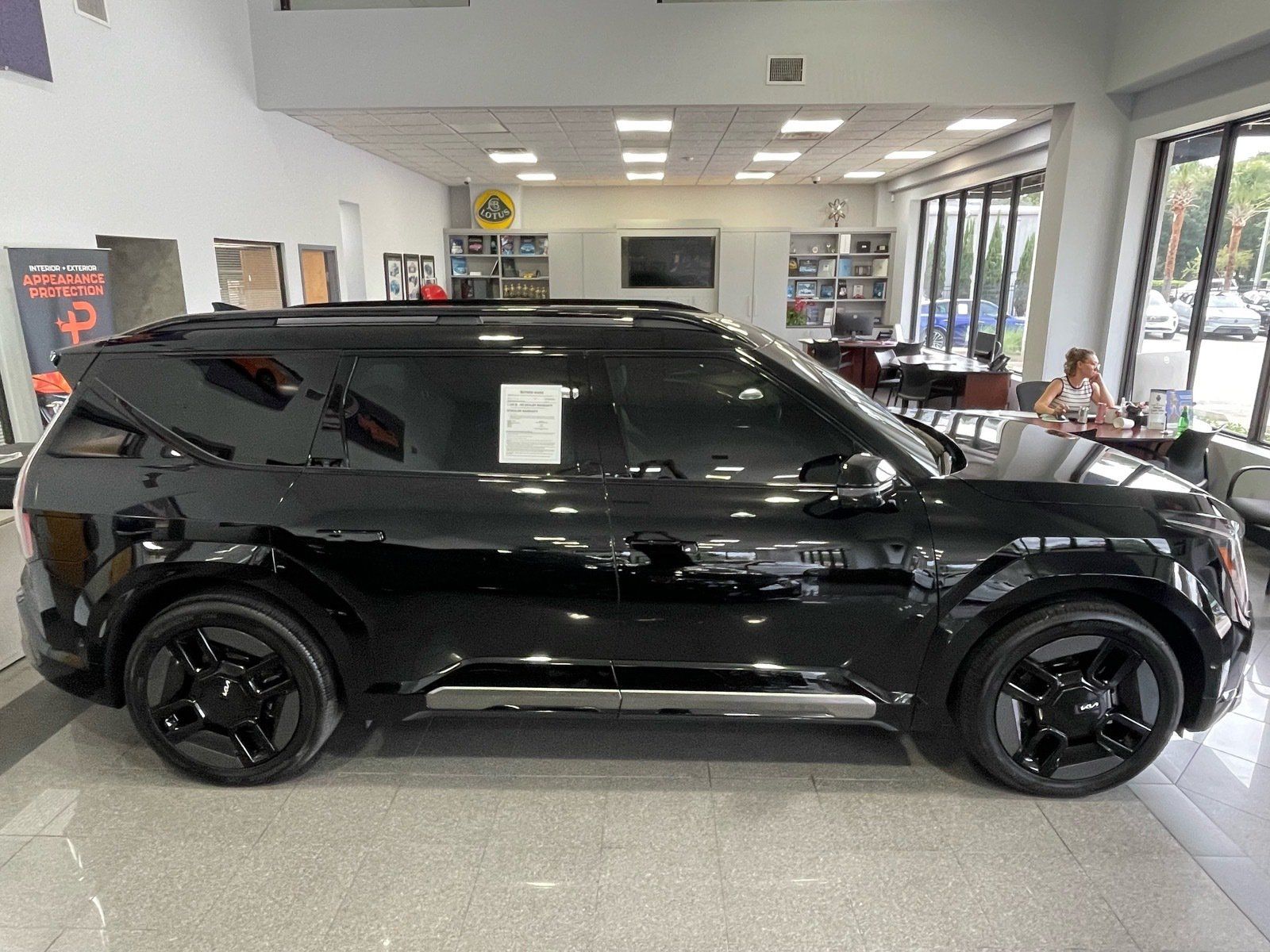 Used 2025 Kia EV9 GT-Line AWD/4WD image 6