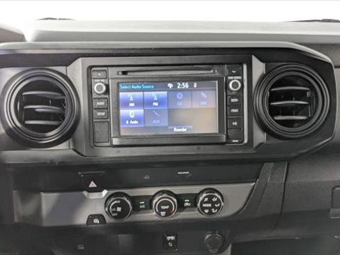 Used 2019 Toyota Tacoma SR image 21