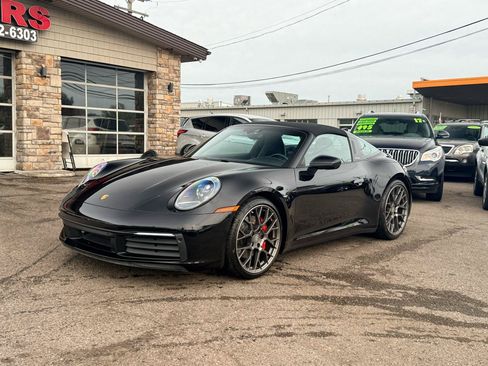 Used 2021 Porsche 911 Targa 4S w/ Premium Package AWD/4WD image 7