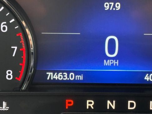 Used 2022 Ford Explorer XLT RWD image 18