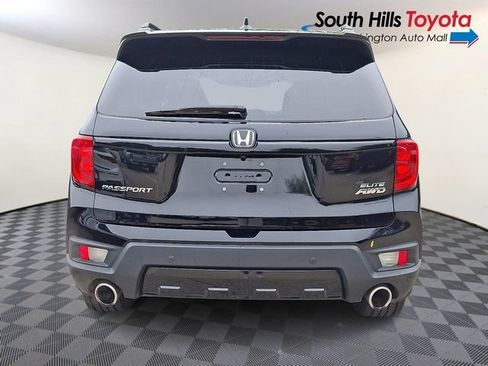 Used 2023 Honda Passport Elite image 5