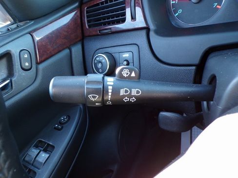 Used 2011 Chevrolet Impala LT image 16