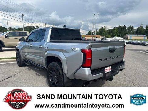 Used 2024 Toyota Tacoma TRD Sport RWD image 5