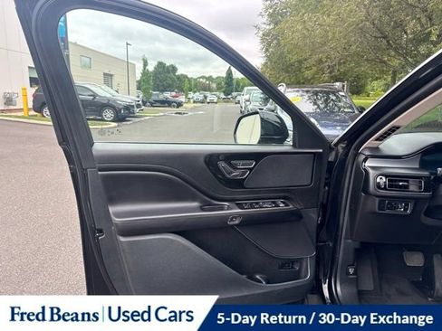 Certified 2024 Lincoln Aviator AWD w/ Premium Package image 11