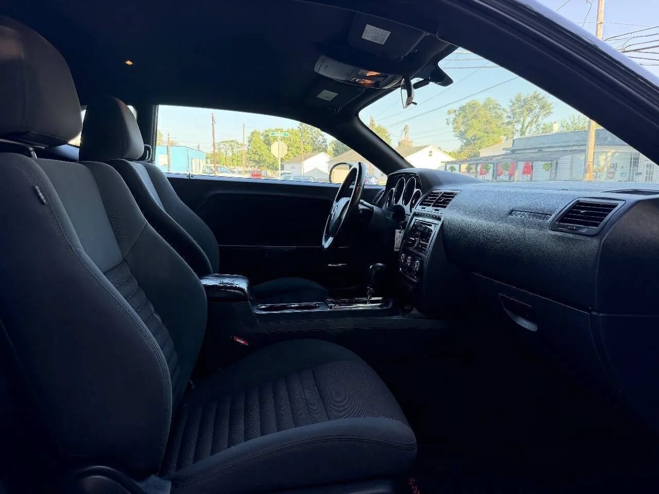 Used 2013 Dodge Challenger SXT RWD image 28