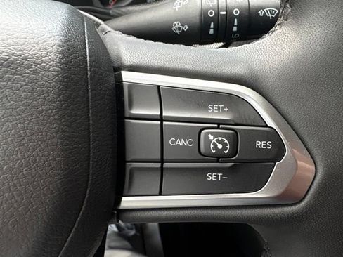 Used 2023 Jeep Compass Latitude w/ Convenience Group AWD/4WD image 26