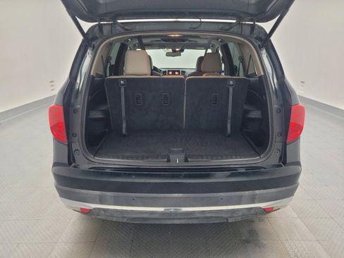 Used 2018 Honda Pilot Touring image 29