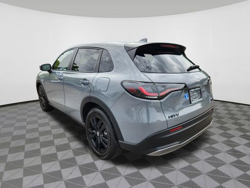 Used 2026 Honda HR-V Sport image 3