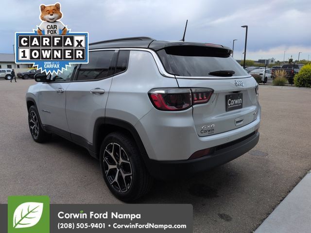 Used 2025 Jeep Compass Limited AWD/4WD image 5