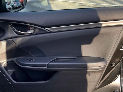 Used 2021 Honda Civic Sport image 12