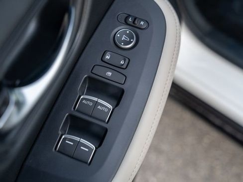 New 2026 Honda HR-V EX-L image 20