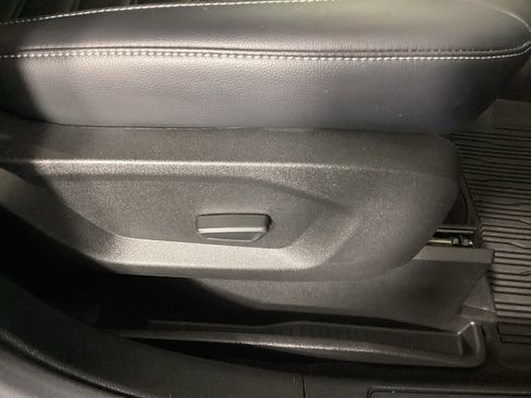 Used 2023 Ford Edge SEL w/ Convenience Package image 10