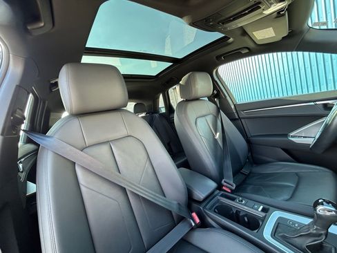 Used 2020 Audi Q3 2.0T Premium Plus w/ Premium Plus Package image 27