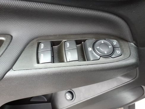 Used 2022 Chevrolet Equinox RS image 24