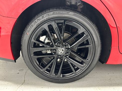 Used 2025 Toyota Camry SE image 63