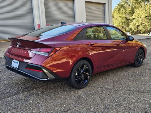 Certified 2026 Hyundai Elantra Sport image 2
