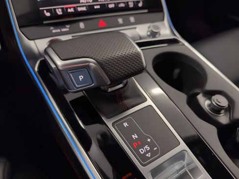 Used 2021 Audi RS 6 AWD/4WD image 25