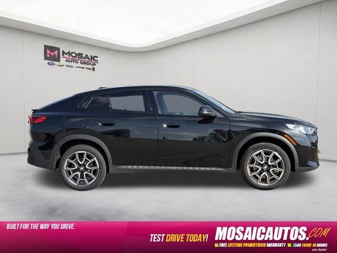 Used 2026 BMW X2 xDrive28i AWD/4WD image 8