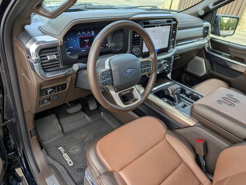 Certified 2025 Ford F150 King Ranch AWD/4WD image 15