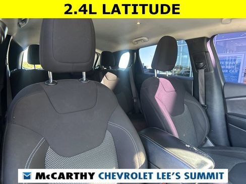 Used 2019 Jeep Cherokee Latitude w/ Popular Appearance Group image 44