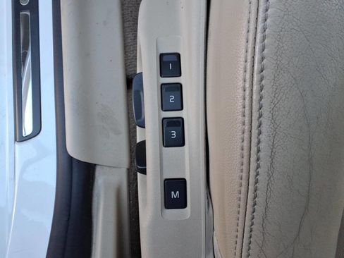 Used 2015 Volvo S60 T5 Premier image 16