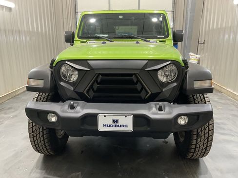 Used 2020 Jeep Wrangler Unlimited Sport S image 2