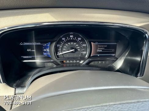 Used 2016 Lincoln Navigator L Select image 8