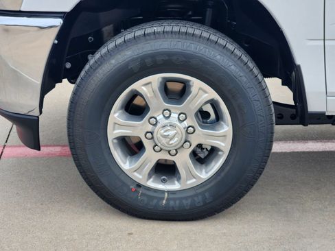 New 2026 RAM 2500 Lone Star AWD/4WD image 11