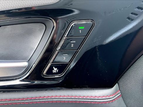 Used 2025 Acura MDX A-Spec AWD/4WD image 36