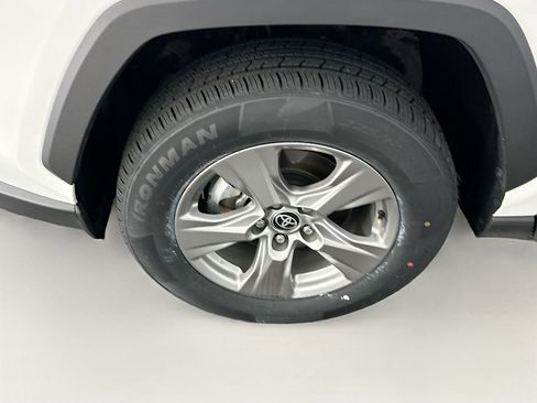 Used 2025 Toyota RAV4 XLE image 11