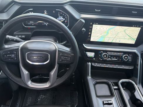Used 2024 GMC Sierra 2500 Denali w/ Denali Reserve Package AWD/4WD image 14