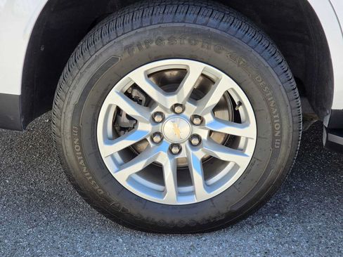 Used 2022 Chevrolet Tahoe LT w/ Luxury Package RWD image 9