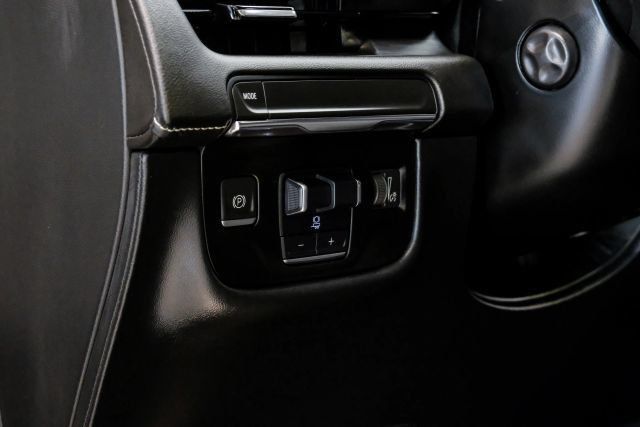 Used 2023 Cadillac Escalade Sport RWD image 38