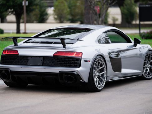 Used 2022 Audi R8 V10 performance image 5