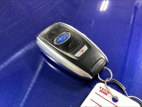 Used 2024 Subaru Crosstrek 2.5i Limited AWD/4WD image 11