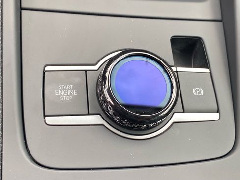 New 2026 Volkswagen Tiguan SE image 5