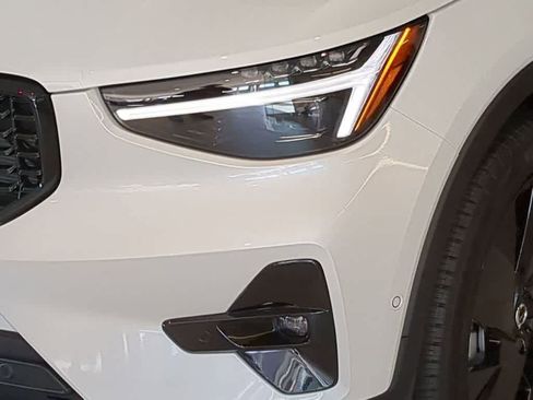 New 2026 Volvo XC40 B5 Ultra w/ Protection Package Premier image 10