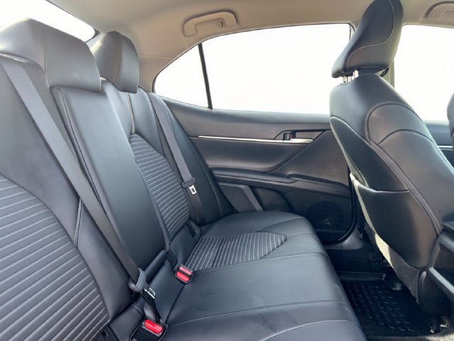 Used 2022 Toyota Camry SE w/ Convenience Package FWD image 30