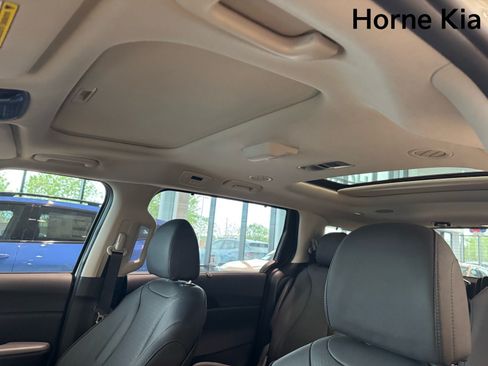 New 2026 Kia Carnival SX Prestige FWD image 20
