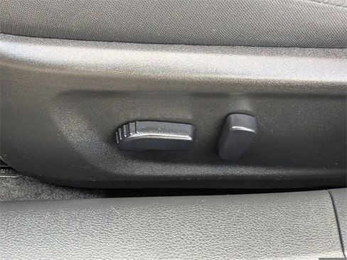 Used 2024 Nissan Altima 2.5 SV image 19