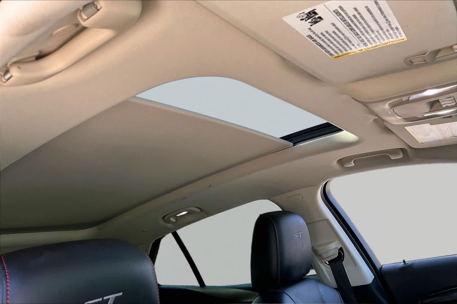 Used 2023 Buick Envision Essence w/ Sport Touring Package AWD/4WD image 27