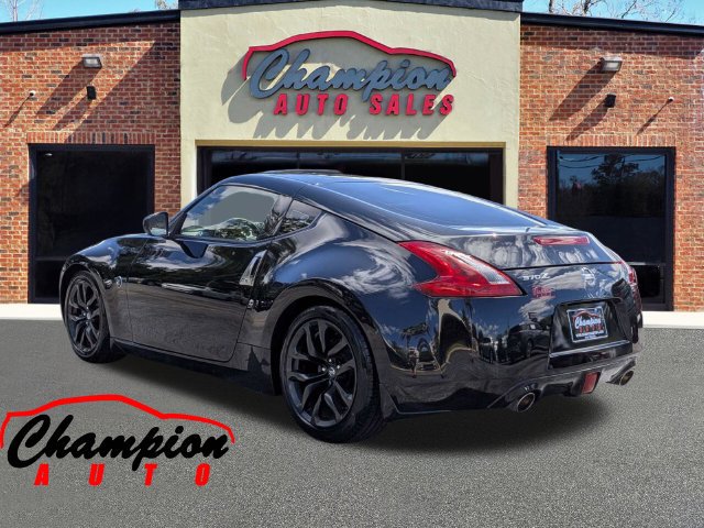 Used 2020 Nissan 370Z Coupe RWD image 7