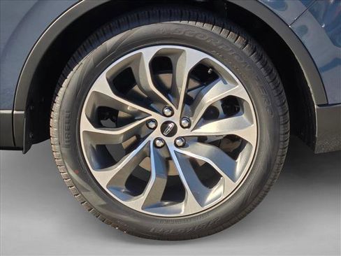 New 2026 Lincoln Aviator 2WD image 9