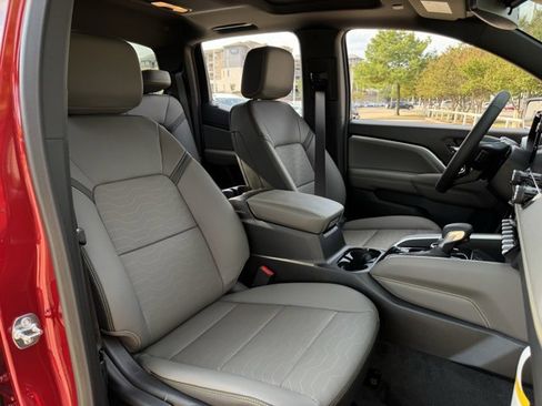 New 2026 Chevrolet Colorado ZR2 w/ Technology Package image 23