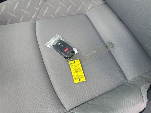 Certified 2026 Toyota Tacoma SR5 RWD image 35