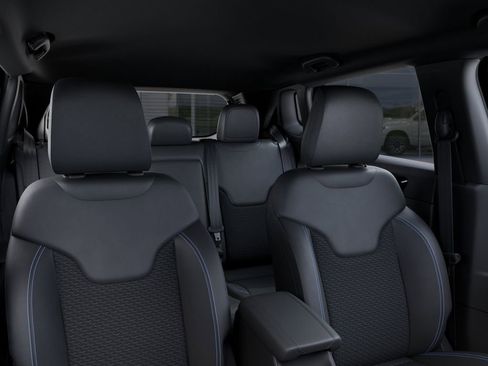 New 2026 Jeep Compass Latitude image 30