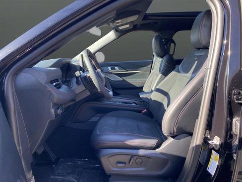 New 2026 Ford Explorer ST w/ Sun And Sound Package image 9