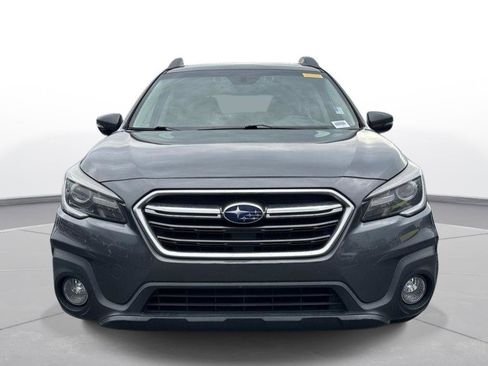 Used 2018 Subaru Outback 2.5i Limited image 14