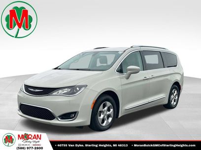 Used 2017 Chrysler Pacifica Touring-L Plus