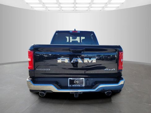 Used 2025 RAM 1500 Laramie AWD/4WD image 5